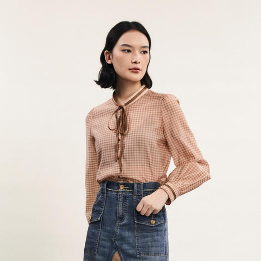 谜底格子衬衫长袖女2024春新款复古风圆领宽松格纹衬衣241MC0161 商品图1