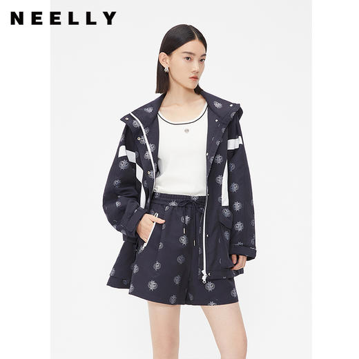 NEELLY纳俪商场同款春立领通勤一手长风衣女连帽印花时尚撞色上衣N24021F01080 商品图2
