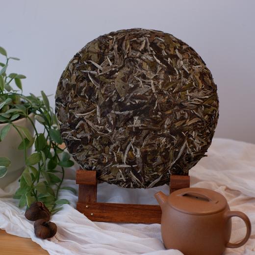 2017年福鼎白茶白牡丹300g/饼【吃茶去严选】（赠茶饼礼盒） 商品图2