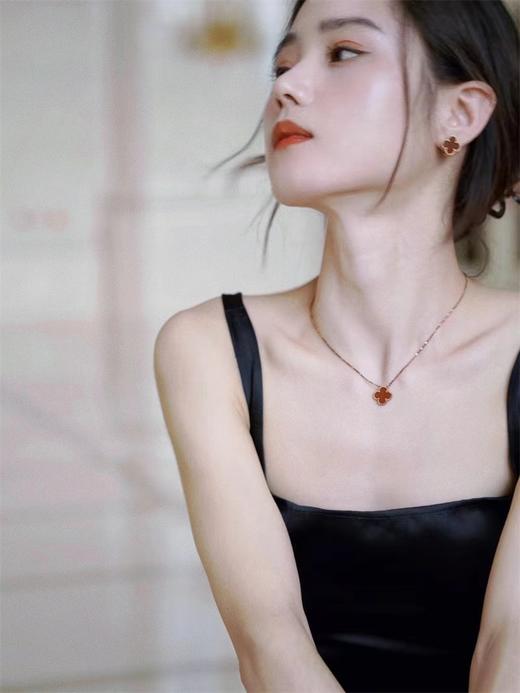 宏运五花四叶草手链 四叶草鸿运项链 耳钉  商品图0