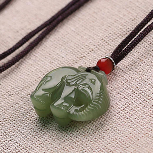 和田玉太平吉象吊坠 雕工清晰 质地细腻 商品图3