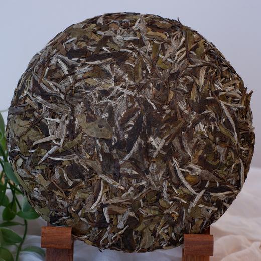 2017年福鼎白茶白牡丹300g/饼【吃茶去严选】（赠茶饼礼盒） 商品图1