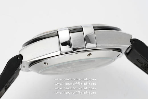 男款星座OMEGA 欧米茄 第五代星座系列！全新原装尺寸41MM腕表！原装一致抛光进口陶瓷表圈，刻度采用白金电镀工艺，经久不褪色半月形切面，经过调整的托爪细节更为纤细，表壳、托爪经抛光打磨 商品图6