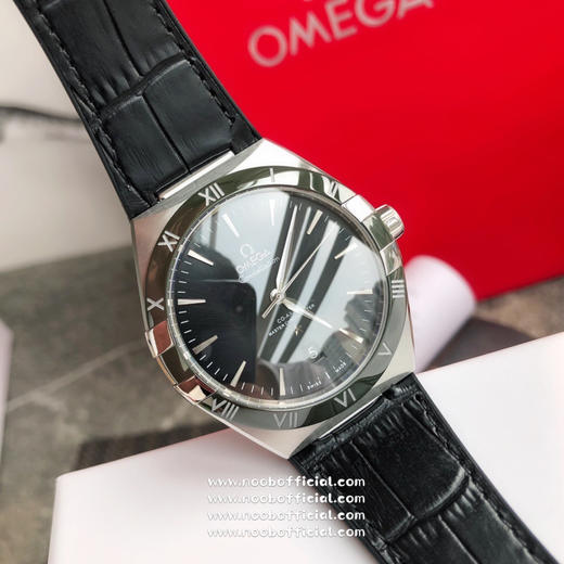 男款星座OMEGA 欧米茄 第五代星座系列！全新原装尺寸41MM腕表！原装一致抛光进口陶瓷表圈，刻度采用白金电镀工艺，经久不褪色半月形切面，经过调整的托爪细节更为纤细，表壳、托爪经抛光打磨 商品图11