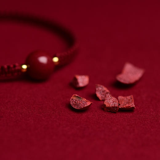 【心头朱砂痣❗️朱砂幸运珠手链】心头朱砂痣，亦是床前明月光❗️本命年红绳女编织手绳男情侣手串情人节礼物三八妇女节父亲节礼物手工饰品新年礼盒年货礼盒 商品图3