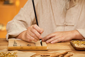 人参vs西洋参，体虚进补选哪个？