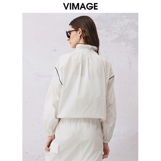 VIMAGE纬漫纪春季新款显瘦休闲外套V2103712 商品图4