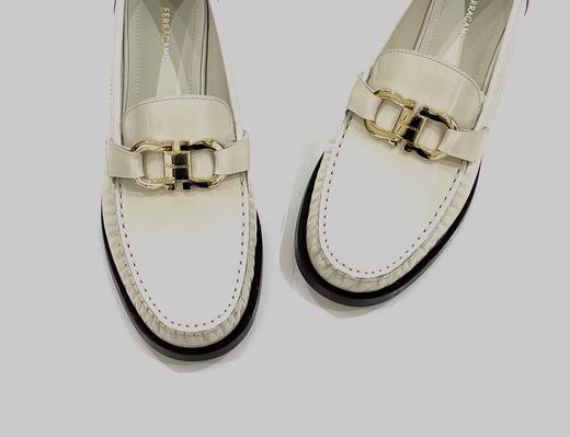 【特价商品不退不换】FERRAGAMO 菲拉格慕 莫卡辛鞋女  0769303-005 .【鞋底有膜，试穿小心】（暂无品牌物料包装） 商品图7