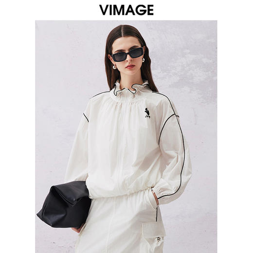 VIMAGE纬漫纪春季新款显瘦休闲外套V2103712 商品图2