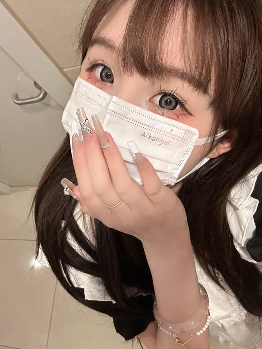 [韩国美瞳] Doriscon 韩产年抛 人气百搭款纯欲甜心黑巧色  一副（2片） 商品图9