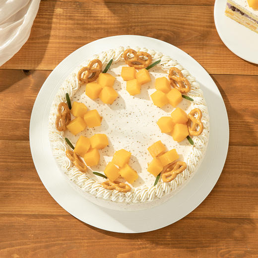 【红茶时光】红茶奶油茶香四溢，荔浦芋泥软糯香甜，品尝午后红茶甜品的清浅时光（惠州幸福西饼蛋糕） 商品图1