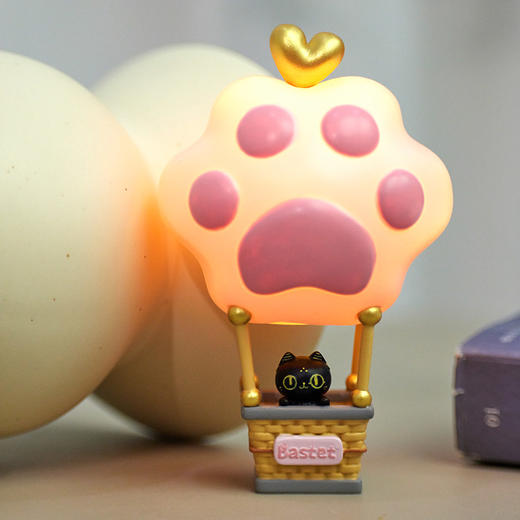 大英博物馆盖亚·安德森猫和她的朋友们系列 萌猫热气球氛围灯摆件 商品图3