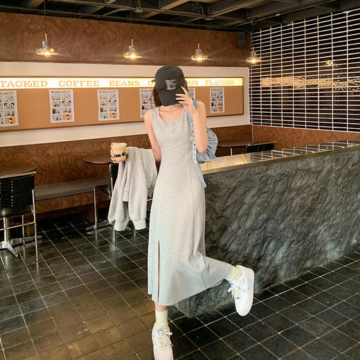 <曾小咸推荐>灰色连帽外套+吊带连衣裙 外套秒杀价79.99！！ 吊带裙秒杀价69.99！！ 商品图1