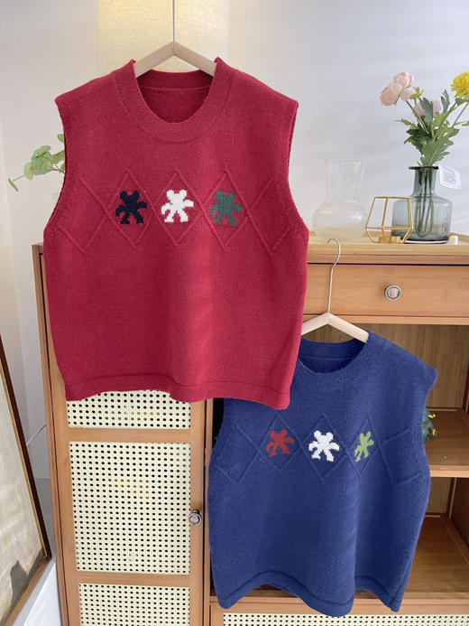 2025早春【日系甜美风 精致刺绣无袖马甲背心】宽松叠穿 学院风 针织坎肩上衣 商品图3