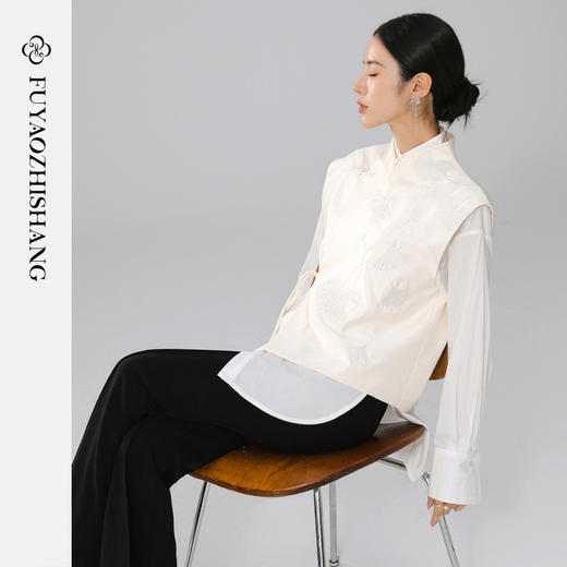 扶摇 中式杏色马甲女系带背心2026春新款上衣高级感无袖外套 商品图2