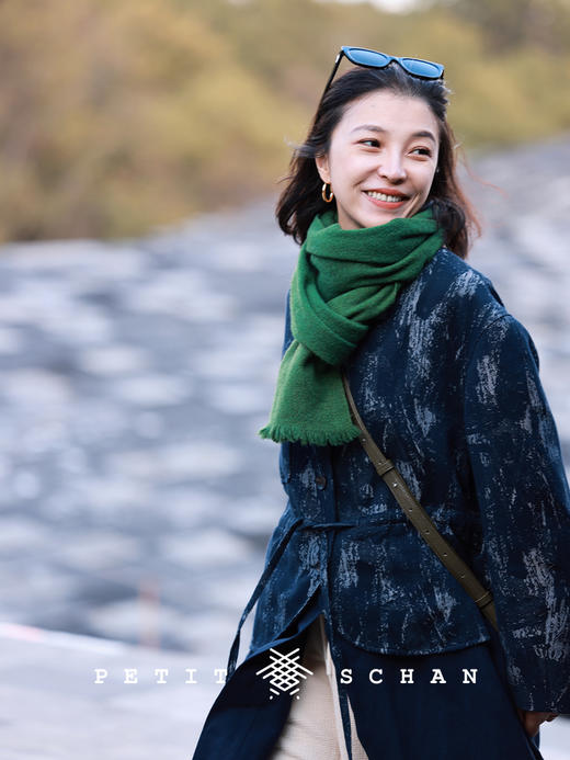 PETIT SCHAN小闪 ACC#013 sutra flag 经幡 骆驼绒山羊绒混纺手工染色围巾披肩 商品图3