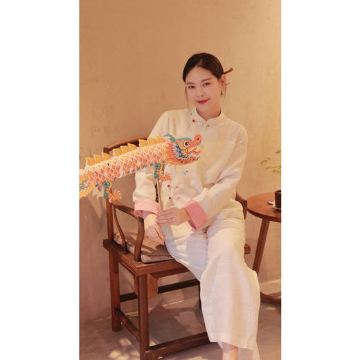 【抖音专属】【春思系列】中式斜襟小衫（24710131-凝脂） 商品图4