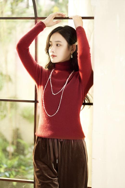 逸红颜明月优选#『100%软黄金山羊绒毛衣』[630/1件,1200/2件] 亲肤柔软,细腻软糯如婴儿肌,温暖如一片暖云包裹『一片暖云』 商品图13