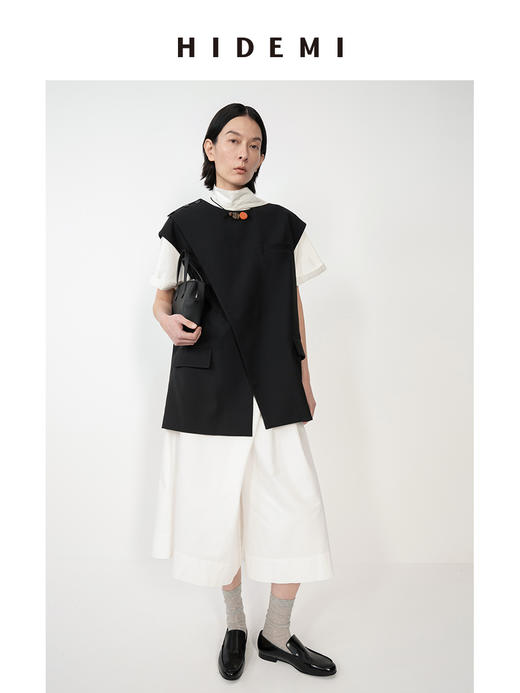 HIDEMI 黑色设计感廓形圆领不对称肩扣西装马甲 商品图1