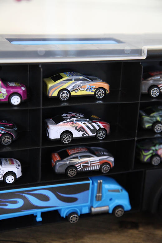 【青艺|大型双面收纳货柜玩具车】高端玩具❗️63cm大卡车🚛➕18辆小车➕1辆货柜车🚙 ✅PP+合金材质，防摔耐磨 ✅可伸缩手拎，收纳方便 商品图9