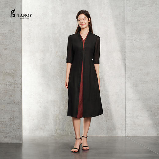 TANGY Collection天意精品2024春季新品莨绸香云纱修身七分袖中长款连衣裙 L241811 商品图0