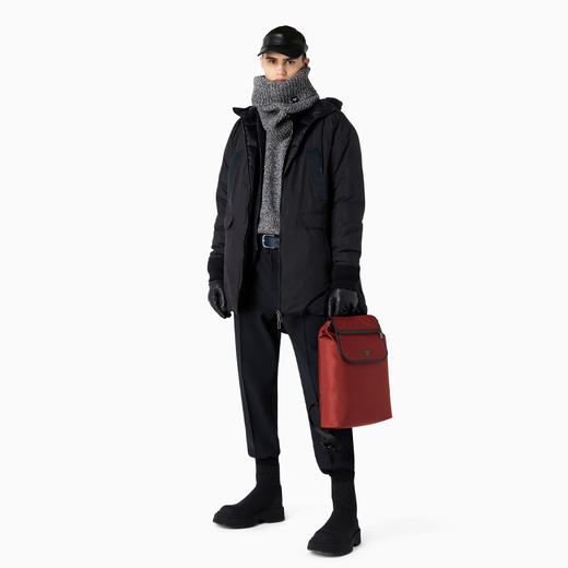 EMPORIO ARMANI 阿玛尼 男士不对称下摆尼龙双面连帽羽绒服 深蓝色 6R1L95 1NHMZ 0920 商品图3