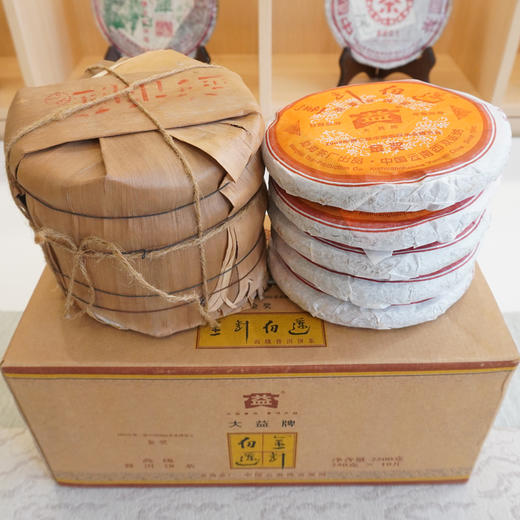 金针白莲2005年501批次大益勐海茶厂标杆老熟茶 高品质干仓真品 一片250克单片标价 一提5片 商品图1