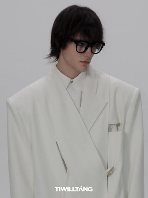 [主理人同款]TIWILLTANG启世录“嚣溯凝寂”交错镂空大衣男解构缎面中长款外套 商品图3