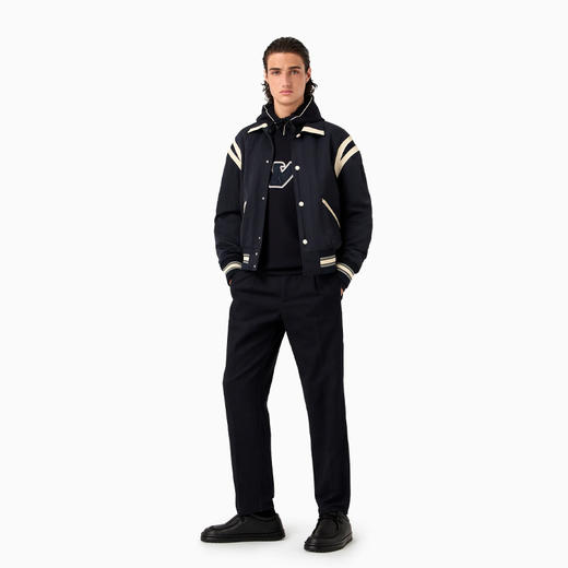 EMPORIO ARMANI 阿玛尼 男士带兜帽和压花徽标双面平纹针织运动卫衣 深蓝色 6R1ME5 1JHSZ 09Q5 商品图3