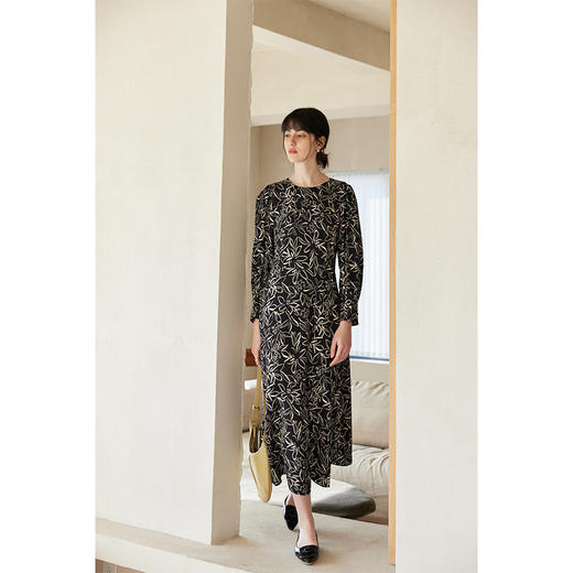 HeyDress黑白印花连衣裙女春季法式复古收腰艺术感长袖气质裙子 商品图1