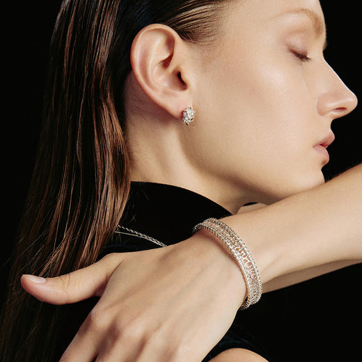 ATELIERSÓ 24SS KARAT 系列-鸽子蛋六爪耳钉 商品图2