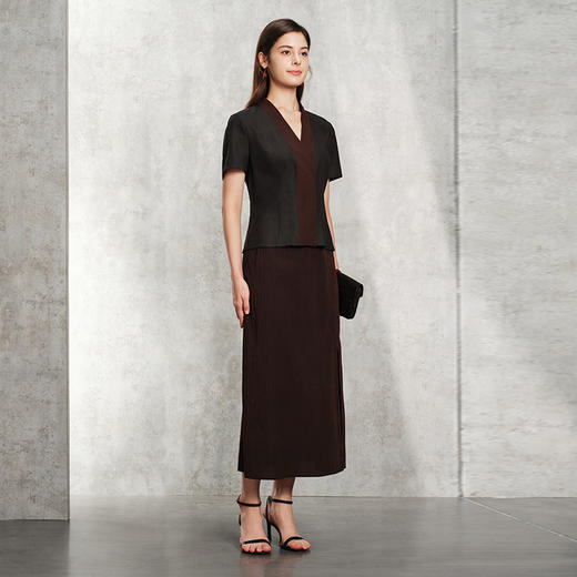 TANGY Collection天意精品2024春季新品气质拼接修身莨绸香云纱上衣短外套 L241002 商品图1