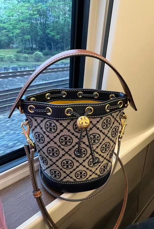 TB代工厂心水招财包 经典款拼皮小水桶包 商品图0