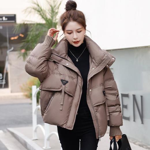 短版羽绒衣女冬季2023新款时尚洋派气质显瘦泡芙感加厚羽绒服轻薄 商品图1
