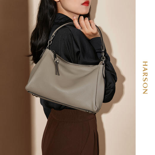 【E】哈森牛皮革休闲时尚潮包 商品图7