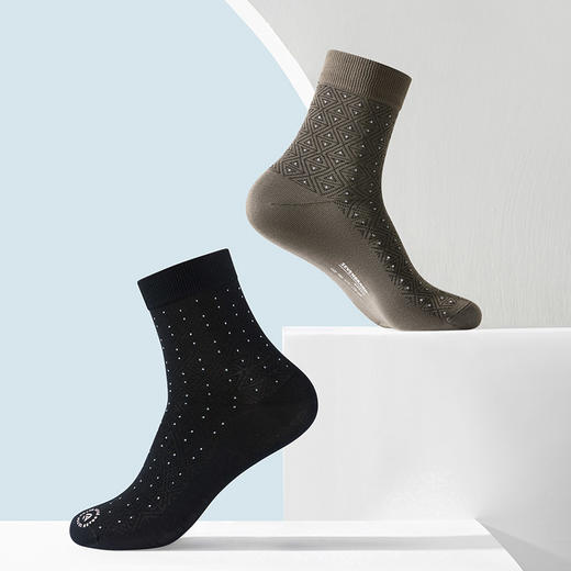 柒牌丝光棉袜子男士中筒袜春夏季休闲百搭男式透气抗菌防臭长袜子	126F70340 商品图3
