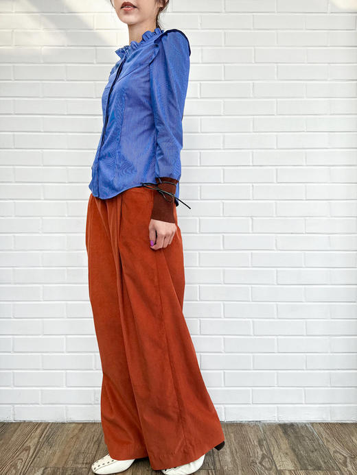 TYNVIE 袖口绑带配布长袖衬衫-蓝条纹 商品图4