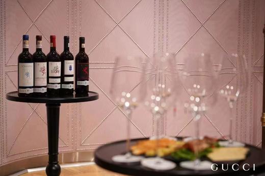 醉美颜值；超高品质，古驰胜地、GUCCI官方用酒；意大利雄狮城堡，是著名的世袭贵族索尼诺家族所拥有，历经7个世纪岁月沉淀，年轻庄主的新思维带来全新风格的意大利超级托斯卡纳，兼备法式严肃意式浪漫的美酒 商品图3