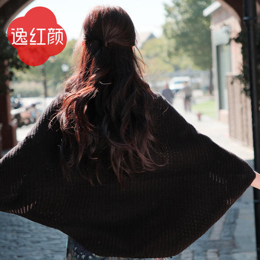 上海逸红颜 绒雾 2026年冬季新款五分袖短款外搭针织开衫经典简约 商品图1