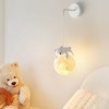 床头壁灯儿童房公仔小熊树脂月球灯北欧男孩房间卧室创意卡通灯 商品缩略图0