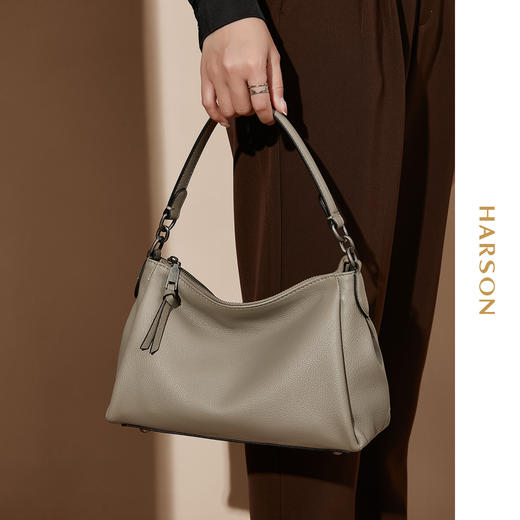 【E】哈森牛皮革休闲时尚潮包 商品图8
