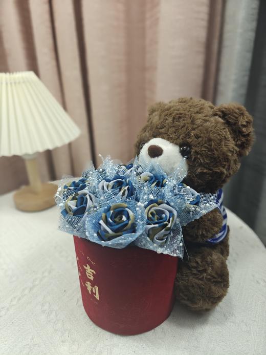 【体能熊抱抱桶花束10朵花】手工DIY牛津布10朵玫瑰花束十全十美军恋礼物情人节礼物（手工制作产品不支持退换货哦）类lb 商品图2
