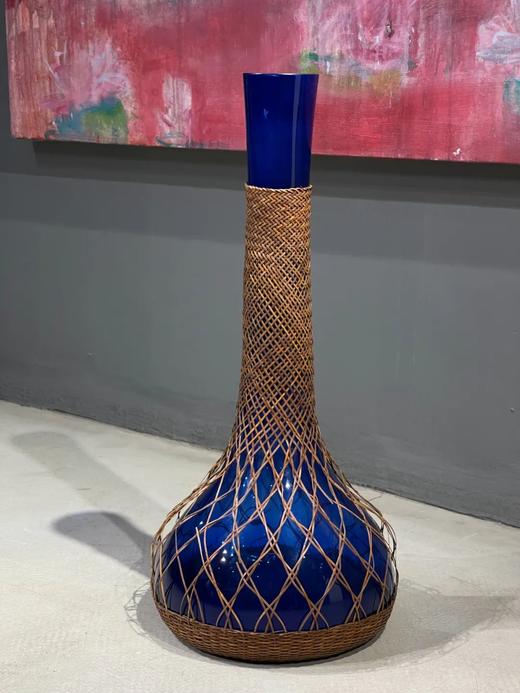 编竹护套蓝料长颈荸荠瓶，顺丰包邮 商品图5