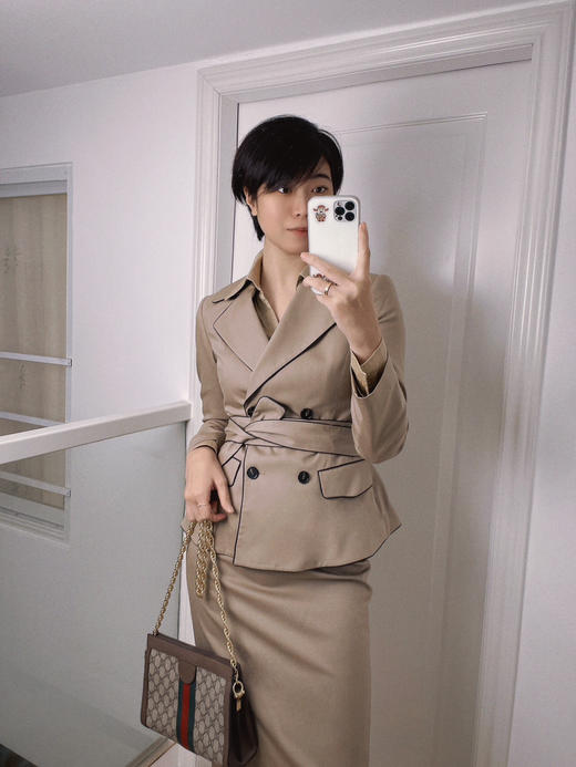 “凯瑟琳职场日记”J7401802C颈袖添香春秋新款时尚修身职业套装裙OL羊毛西装正装两件套裙J7401802C 商品图2