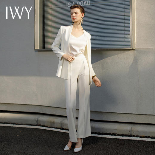 IWY/白色高端职业西装套装女主持人正装西服外套显瘦白色上镜演讲服装CP1953+D0125 商品图2