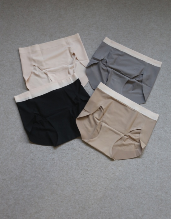 You Need 请拿好 哈！妞子滴 HF 锦氨轻磨毛 高开衩 防夹臀 三角小内 4色入