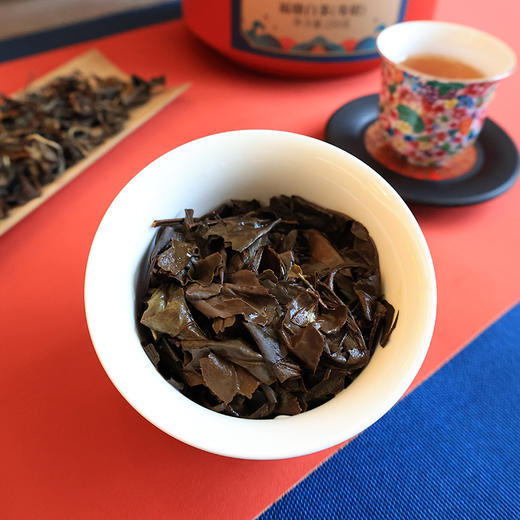 压箱底 年年升老白茶 10+ 福鼎寿眉 陈年老白茶罐装散茶 250克/罐 商品图5