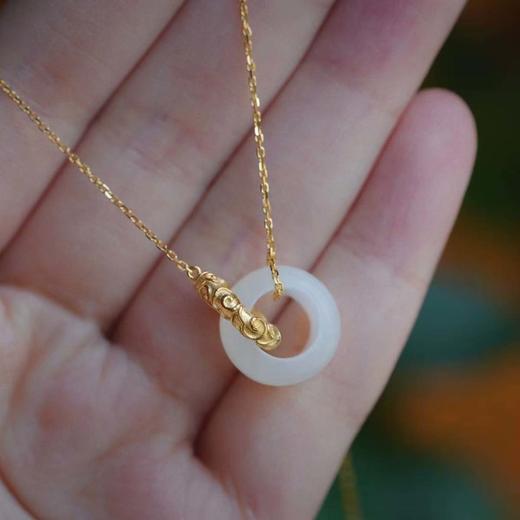 龢盒原创 忍冬‮和纹‬田白‮双玉‬环‮骨锁‬链 商品图2