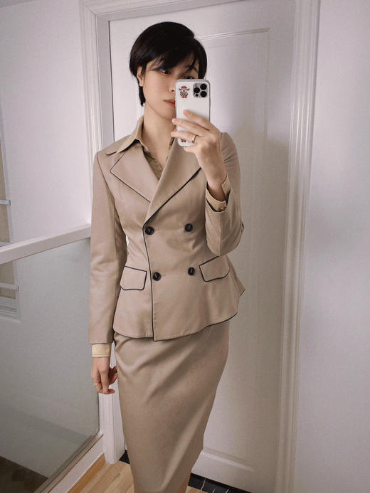 “凯瑟琳职场日记”J7401802C颈袖添香春秋新款时尚修身职业套装裙OL羊毛西装正装两件套裙J7401802C 商品图0