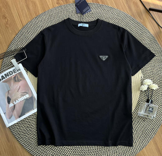 金属三角标 2024春夏 经典三角标 高品质丝光棉 休闲宽松圆领短袖T恤 男女同款 特惠 Z-11311 商品图12